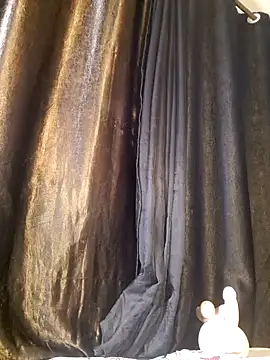 Snapshot of lynnkatrina chatting on 04/26/26, 12:30 lynnkatrina online show from 04/26/26, 12:30