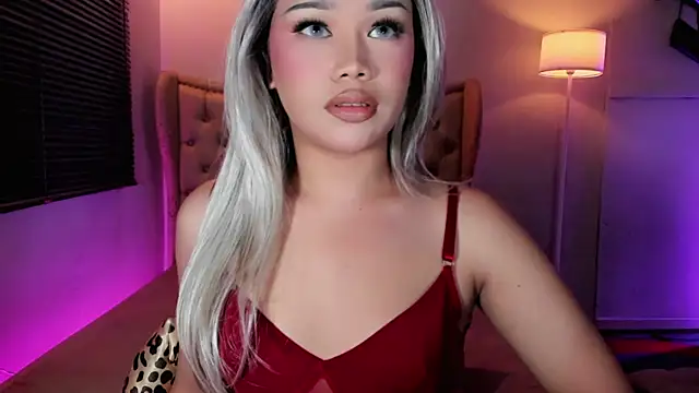 BoaHancockx online show from 12/22/25, 05:43