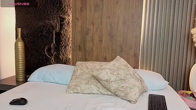 abby miller26 online show from 02/24/25, 12:16