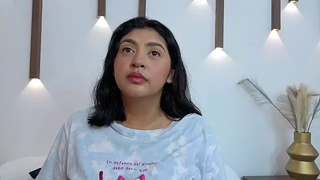 Snapshot of abby_miller26 chatting on 02/19/26, 12:23 abby miller26 online show from 02/19/26, 12:23