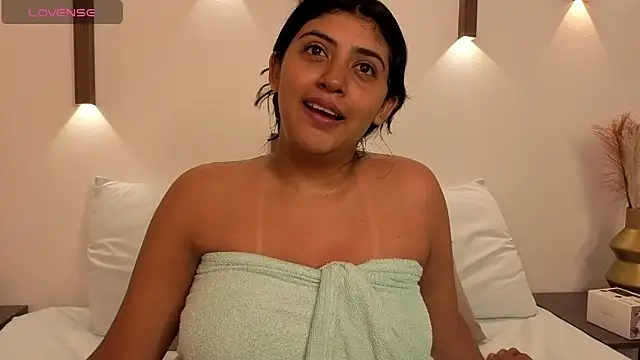 Snapshot of abby_miller26 chatting on 03/24/26, 12:21 abby miller26 online show from 03/24/26, 12:21