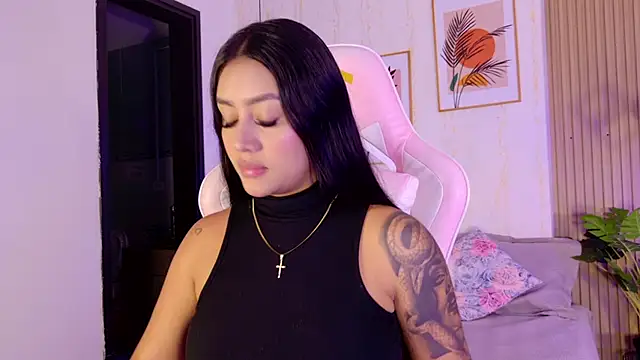 Snapshot of CameronCollins_ chatting on 02/11/26, 07:41 CameronCollins online show from 02/11/26, 07:41