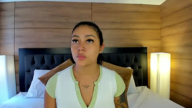 Snapshot of CameronCollins_ chatting on 03/10/26, 07:30 CameronCollins online show from 03/10/26, 07:30