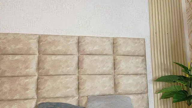 Snapshot of CameronCollins_ chatting on 04/13/26, 07:19 CameronCollins online show from 04/13/26, 07:19