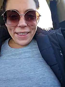 Ellie-L-Elizabeth online show from 11/06/25, 04:08