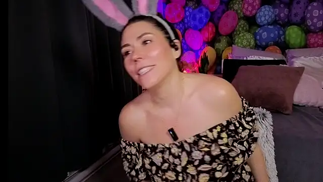 Ellie-L-Elizabeth online show from 04/02/26, 12:30