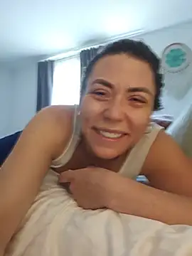 Snapshot of Ellie-L-Elizabeth chatting on 06/25/26, 03:38 Ellie-L-Elizabeth online show from 06/25/26, 03:38