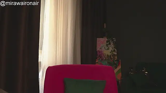 Snapshot of mirawair chatting on 04/01/26, 01:34 mirawair online show from 04/01/26, 01:34