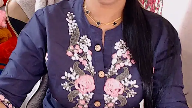 Snapshot of Naughty_Kashish chatting on 06/23/26, 07:28 Naughty Kashish online show from 06/23/26, 07:28