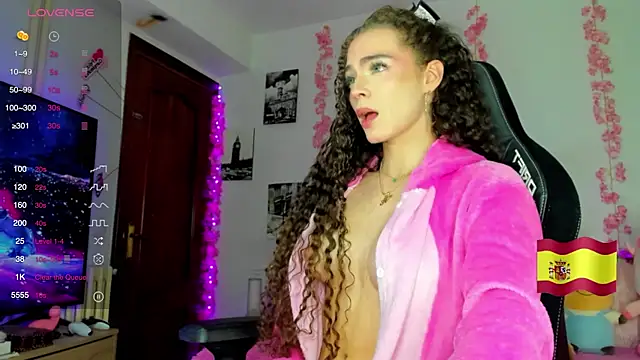 gabrielatafur  online show from 09/23/25, 07:50