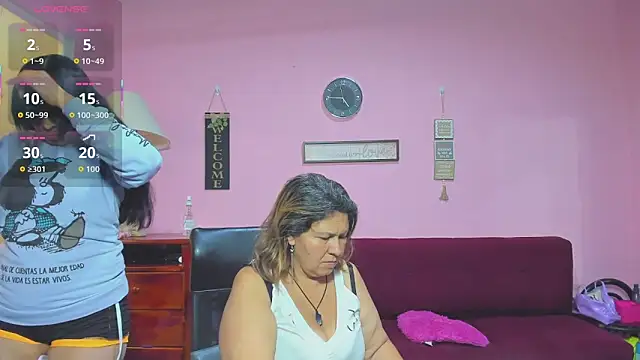 lesbiancuple online show from 10/07/25, 09:45