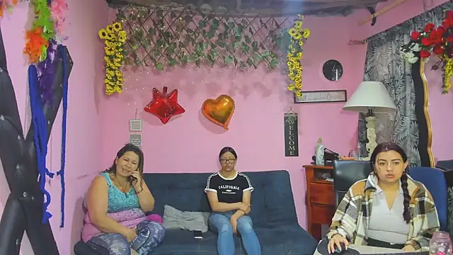 lesbiancuple online show from 03/30/26, 11:55