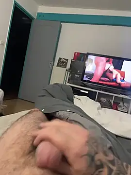 Snapshot of RenaudS-02 chatting on 03/28/26, 03:06 RenaudS-02 online show from 03/28/26, 03:06