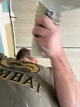 Snapshot of RenaudS-02 chatting on 04/10/26, 01:49 RenaudS-02 online show from 04/10/26, 01:49