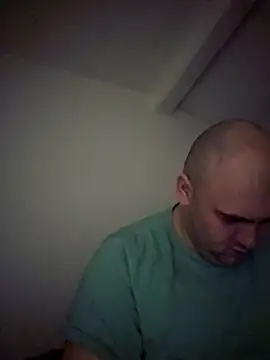 Snapshot of mario890605 chatting on 02/09/25, 05:08 mario890605 online show from 02/09/25, 05:08