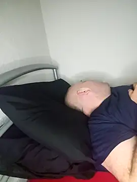 Snapshot of mario890605 chatting on 03/12/25, 04:30 mario890605 online show from 03/12/25, 04:30