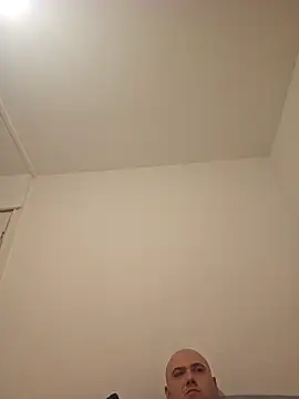 Snapshot of mario890605 chatting on 09/18/25, 11:07 mario890605 online show from 09/18/25, 11:07