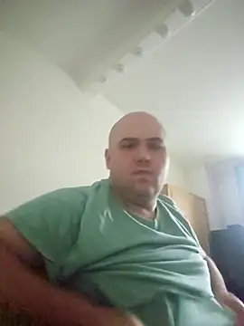 Snapshot of mario890605 chatting on 09/20/25, 03:46 mario890605 online show from 09/20/25, 03:46