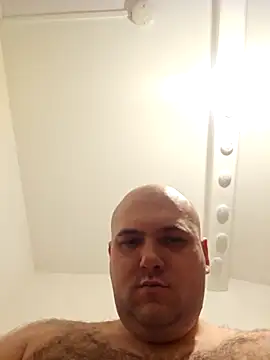 mario890605 online show from 02/24/26, 10:41