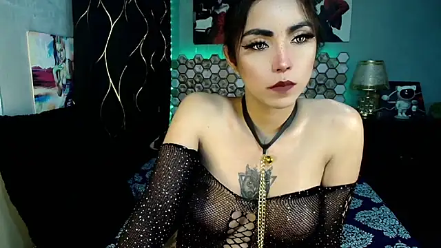 Snapshot of Hot_Metallica69 chatting on 11/02/25, 03:25 Hot Metallica69 online show from 11/02/25, 03:25