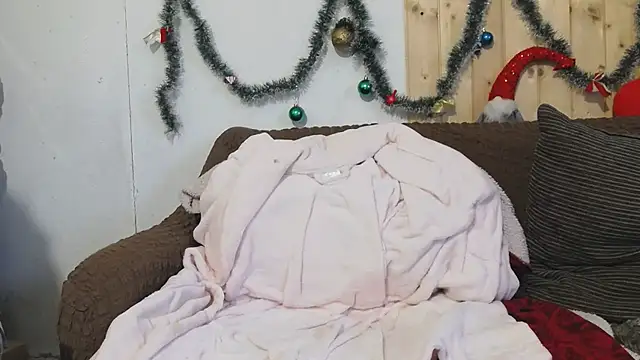 SquirtyMellissaLabia online show from 12/20/25, 07:15