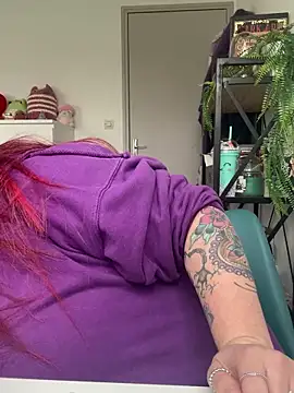 LunaMoongirl online show from 02/07/25, 02:04