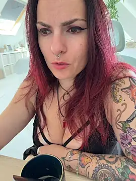 LunaMoongirl online show from 07/19/26, 02:54