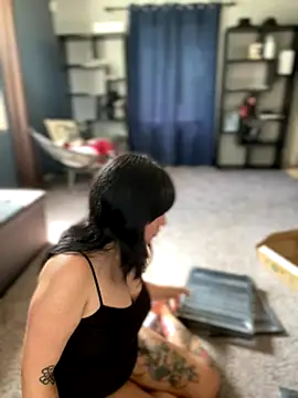 AriannaPena online show from 09/21/25, 07:48