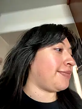 AriannaPena online show from 10/03/25, 10:40