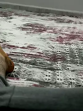 Snapshot of Siyahinci72 chatting on 11/08/25, 05:23 Siyahinci72 online show from 11/08/25, 05:23