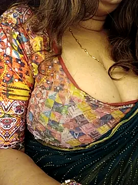 Snapshot of SIDDHAA--897 chatting on 07/18/26, 07:39 SIDDHAA--897 online show from 07/18/26, 07:39