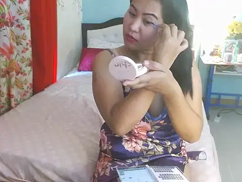 PearlOfAsia21 online show from 02/27/26, 09:20