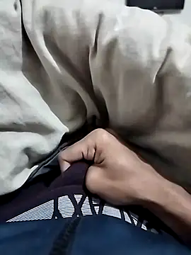 Snapshot of Rajat14111996 chatting on 01/13/26, 03:45 Rajat14111996 online show from 01/13/26, 03:45