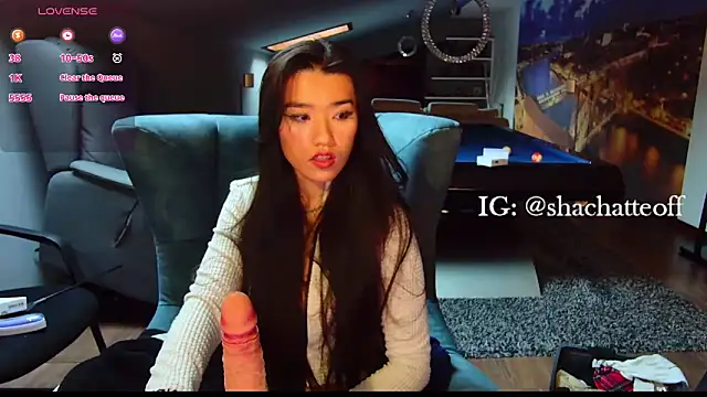 shachatteof online show from 11/17/25, 09:48