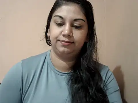 bellachow10 online show from 06/05/26, 07:25