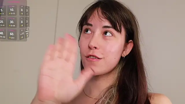 Snapshot of laliwhite chatting on 03/19/25, 01:21 laliwhite online show from 03/19/25, 01:21