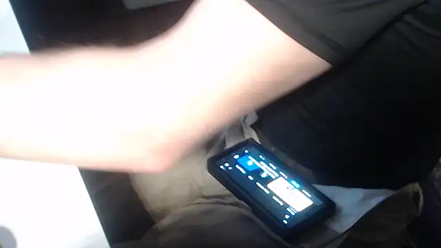 Snapshot of QueenDenizeAndTheCaptain chatting on 04/05/26, 11:35 QueenDenizeAndTheCaptain online show from 04/05/26, 11:35