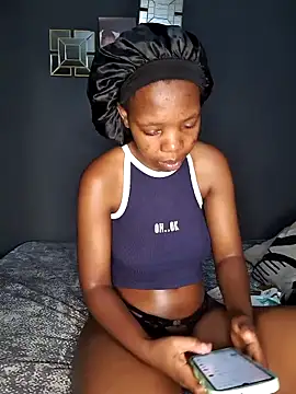 Snapshot of SheisBlacq chatting on 03/25/26, 09:43 SheisBlacq online show from 03/25/26, 09:43