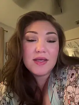 Snapshot of RosieDixx chatting on 09/27/25, 04:06 RosieDixx online show from 09/27/25, 04:06