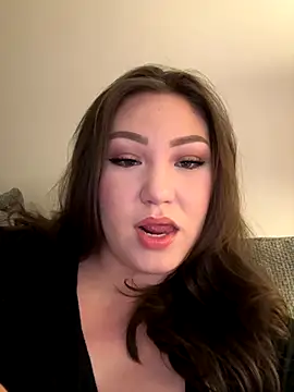 Snapshot of RosieDixx chatting on 11/30/25, 03:21 RosieDixx online show from 11/30/25, 03:21