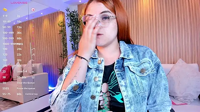 kimbrownn online show from 11/21/25, 12:48