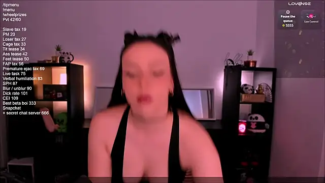 SofiRusselle online show from 09/22/25, 05:48