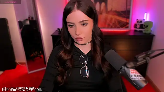 Snapshot of SofiRusselle chatting on 03/19/26, 06:01 SofiRusselle online show from 03/19/26, 06:01