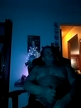 yellowwetfox online show from 12/22/24, 02:28