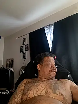 yellowwetfox online show from 02/01/25, 03:28