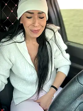 Snapshot of annablisss chatting on 12/14/25, 06:12 annablisss online show from 12/14/25, 06:12