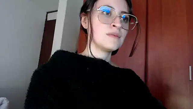 Juls winter  online show from 03/13/25, 10:32