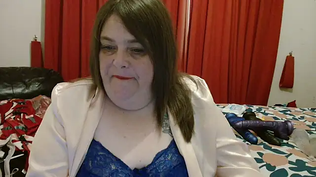 HouseWifeWhore Milf online show from 10/16/25, 12:39