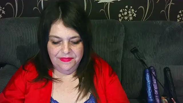 Snapshot of HouseWifeWhore_Milf chatting on 04/18/26, 01:09 HouseWifeWhore Milf online show from 04/18/26, 01:09