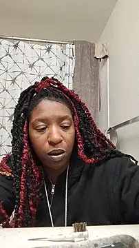 markquanna online show from 11/12/25, 10:09